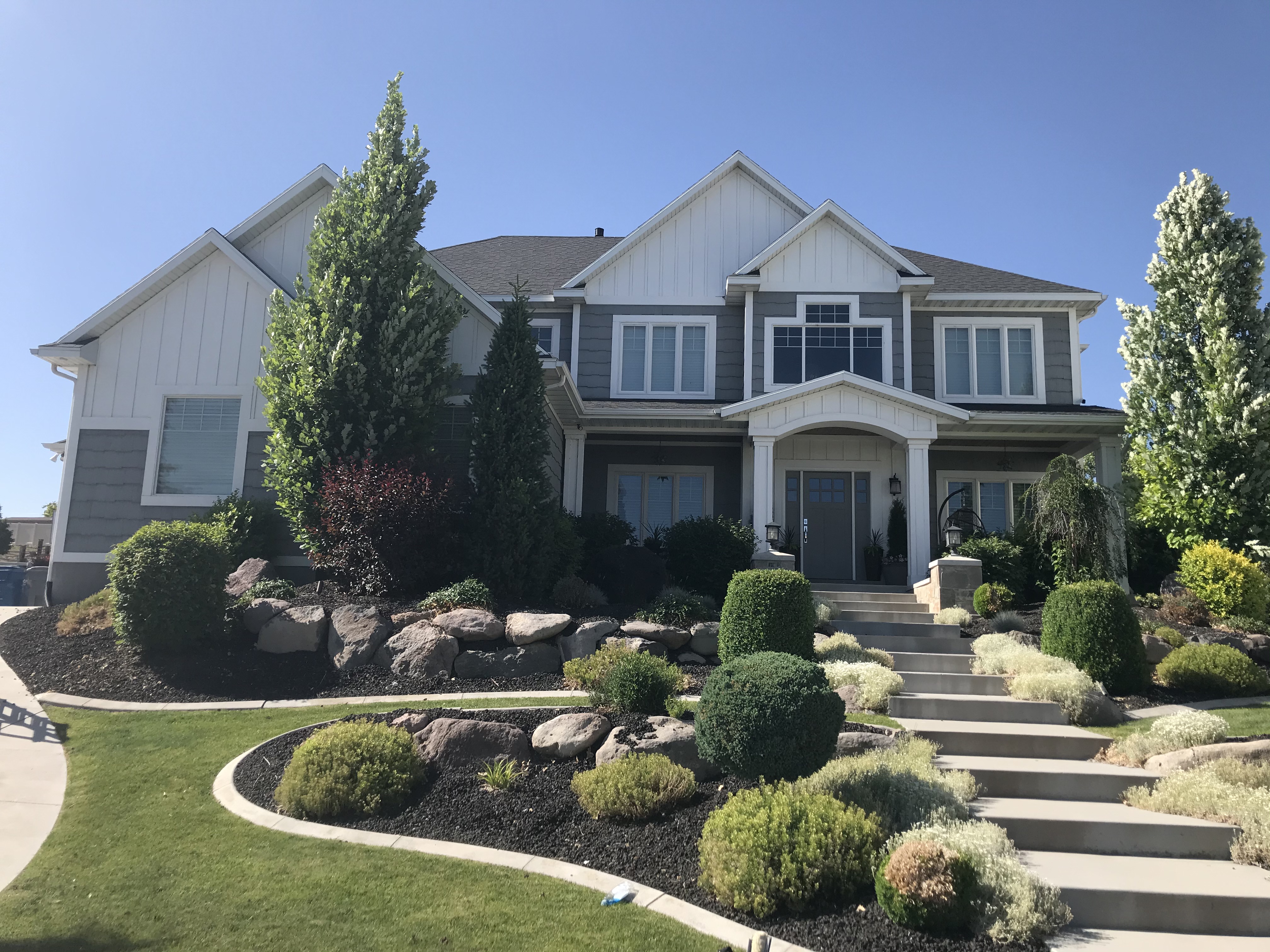 Large residential home exterior window cleaning